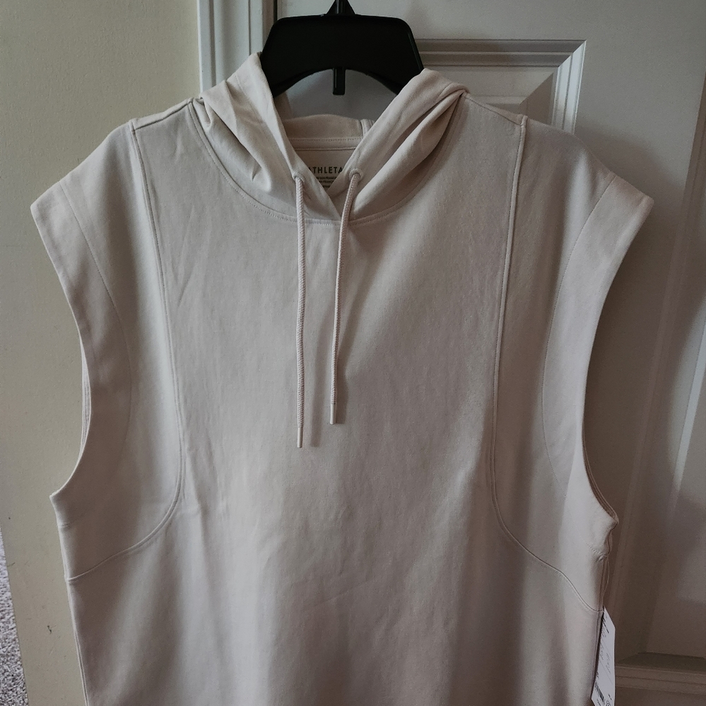 Athleta Sundown Sleeveless Tank NWT Sand